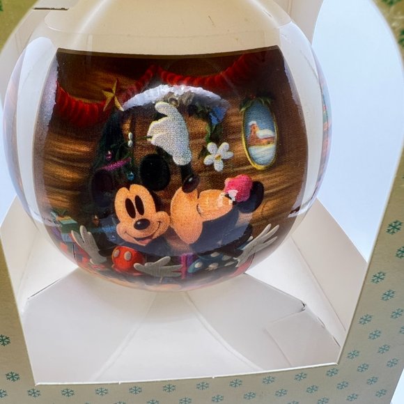 Disney SEASONS GREETINGS Glass Ball Ornament Mickey Minnie Donald Daisy 2000 NEW - Picture 3 of 8